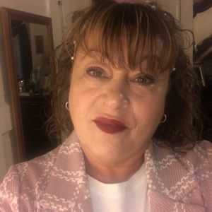 Meet your Posher, Ida